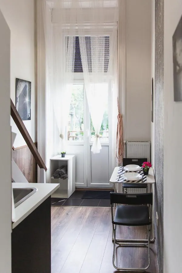 Charming Budget Lofts In The City Centre Budapeste Apartamento